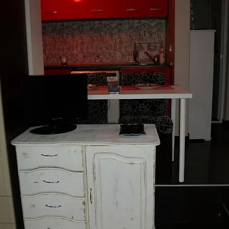 Apartament Black&red