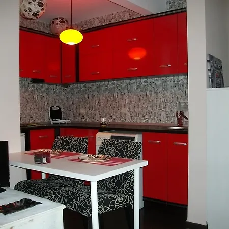 Black&red