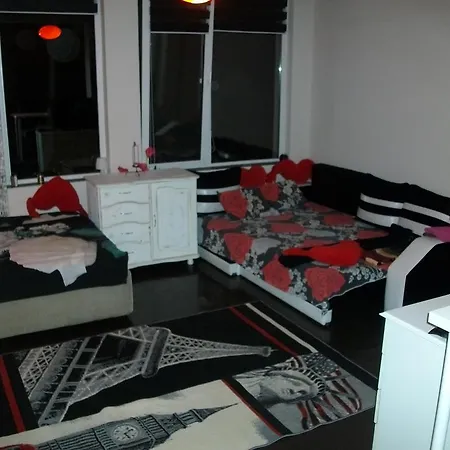 Apartament Black&red *