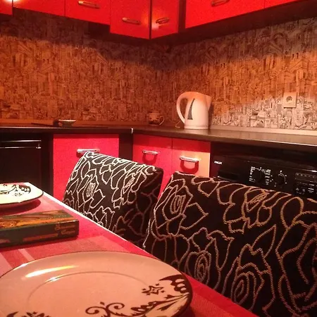 Black&red Apartment *