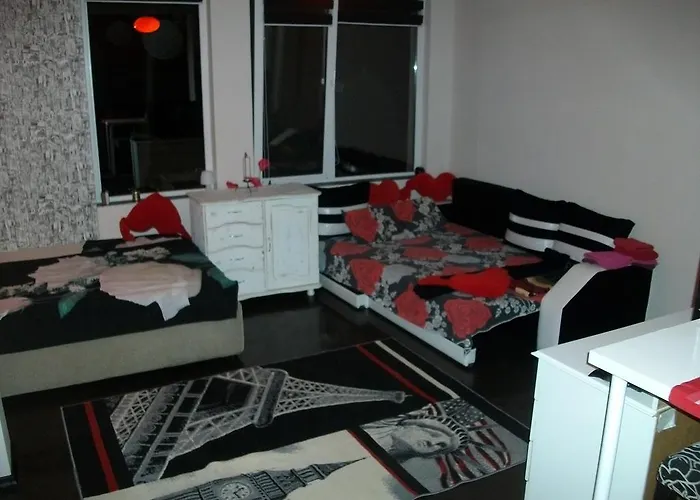 Appartamento Black&red *