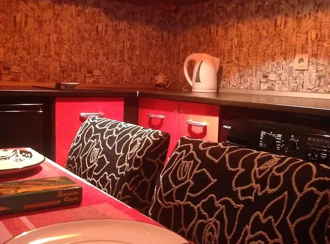 Black&red Apartment *