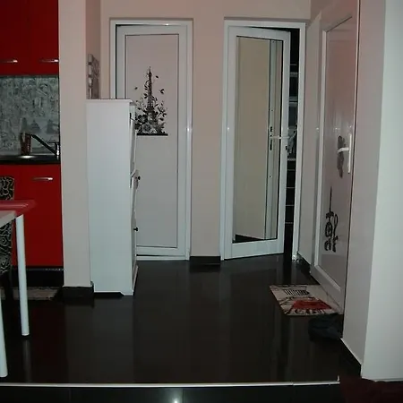 Black&red Apartament