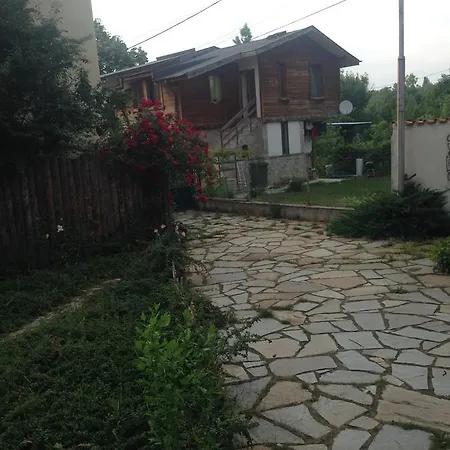 Διαμέρισμα Black&red *